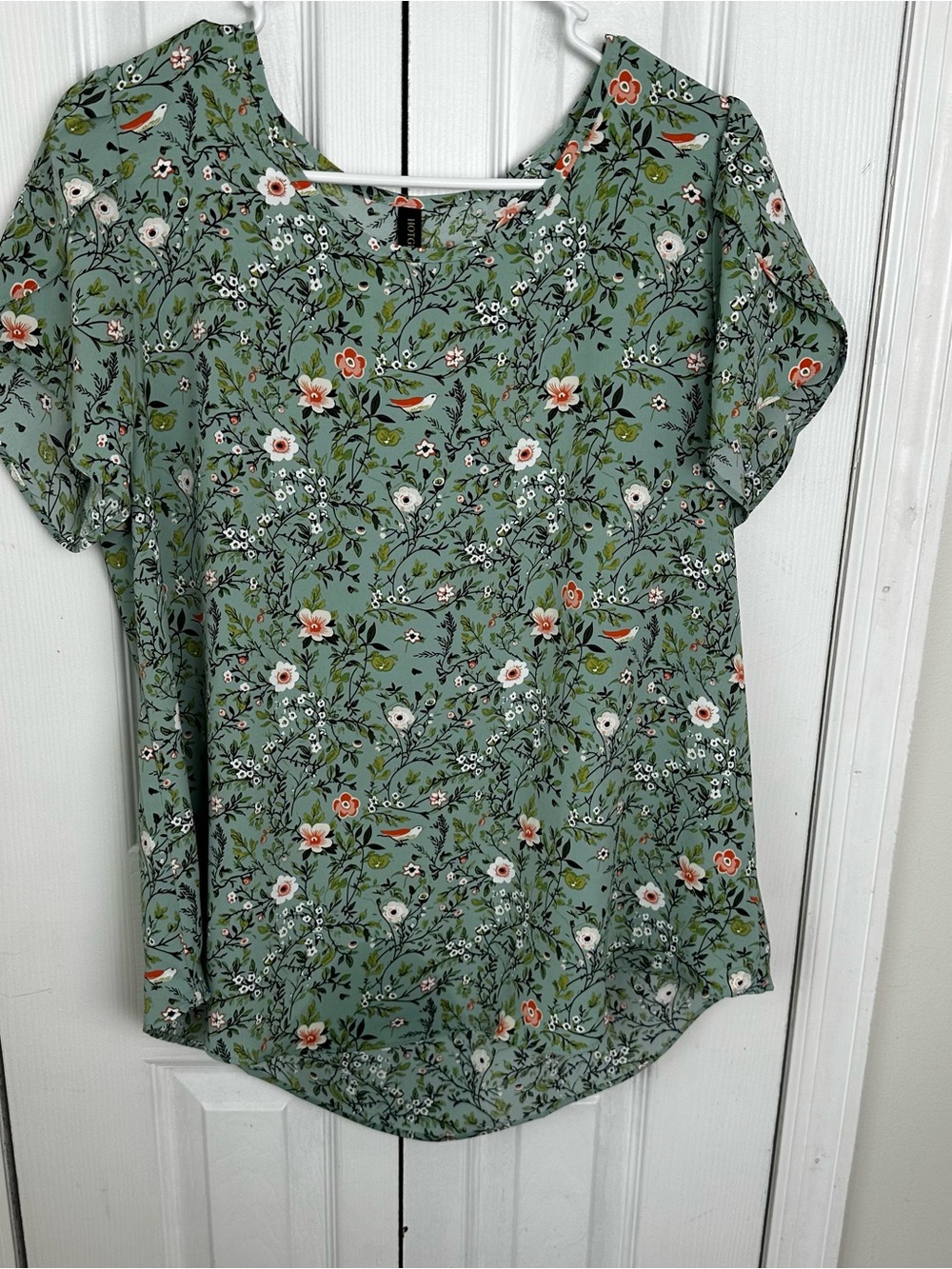 Women's Sage Green Floral Short-Sleeve Blouse